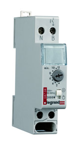 Выключатель многорежимный с выдержкой вр. 1 мод. 16А 230В Leg 004704