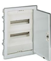 Шкаф встраиваемый Nedbox 1 ряд 12+2мод. 305х330х86 Leg 001431